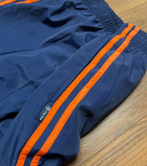 全新 新复兴秋季校裤，娃爱穿夏季校裤，但秋...