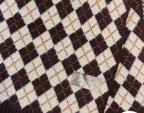 三色棱格围巾复古针织 加厚版的，很厚实，很...