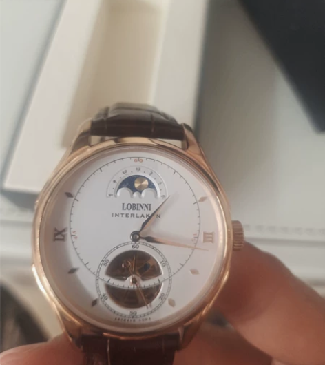 罗宾尼机械手表,由于工作原因很少佩戴 感兴...