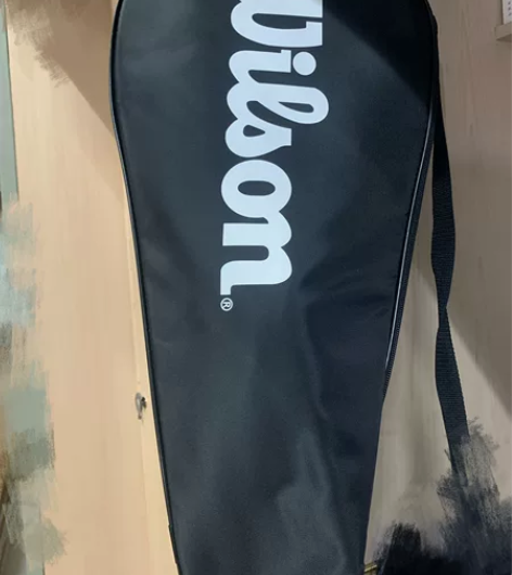 上学期体育课网球，和小伙伴心血来潮一人买了...