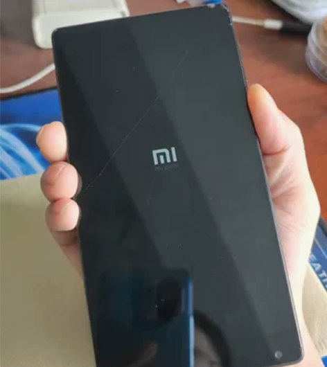 小米mix1 4+128 功能正常 电池...