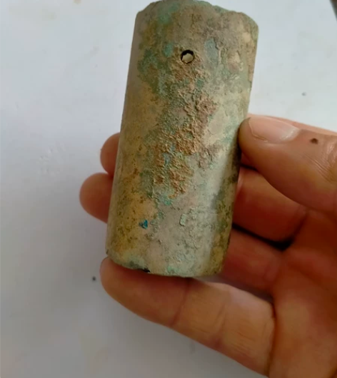 美品大尺寸青铜弋墩，品相尺寸见图 感兴趣的...