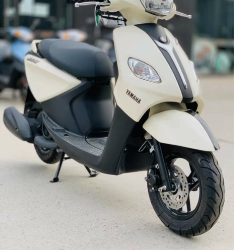 雅马哈巧格i125cc，摩托车原装到每颗螺...