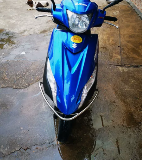 铃木UU125踏板摩托车 平时骑的少，20...