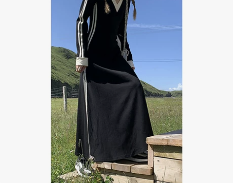 法式高级感V领长袖连衣裙女2022早秋季新...