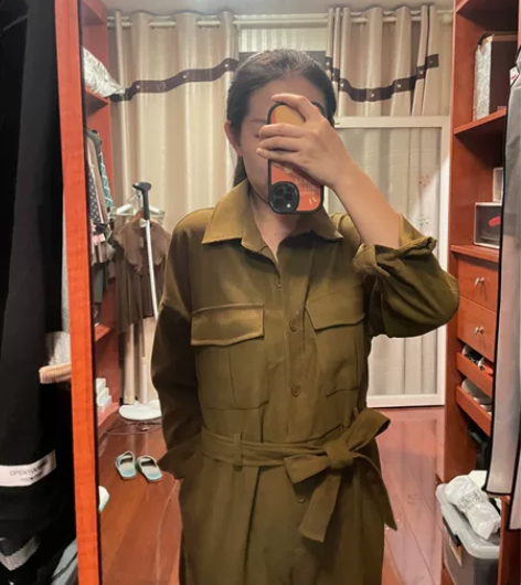 工装风连体裤，全新S码 感兴趣的话点“我想...