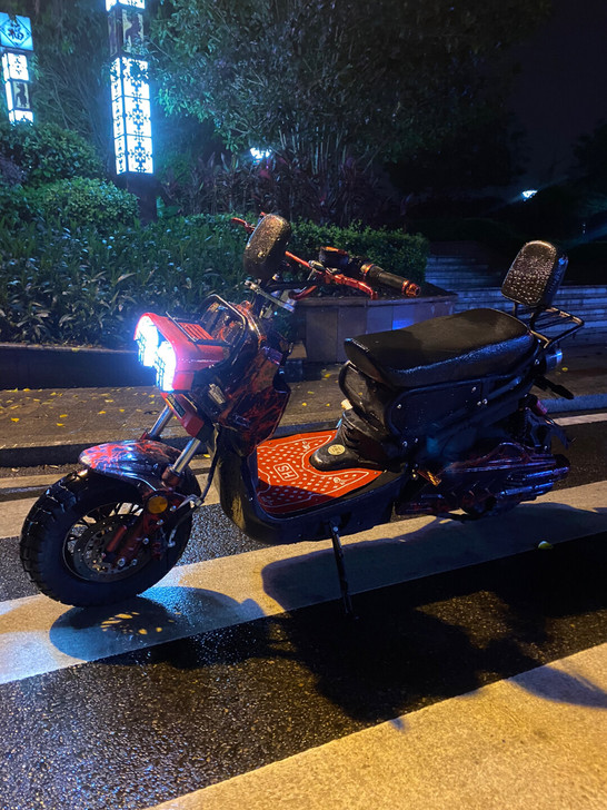 祖玛电动车，入手使用1天，续航70公里以上...