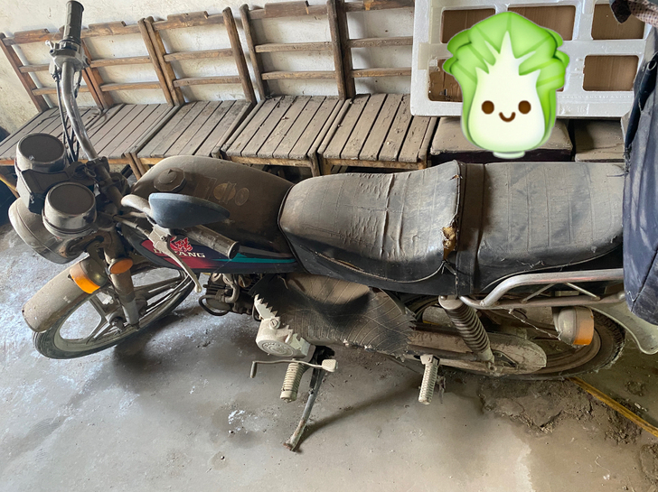 闲置家里一个摩托车 有需要的可以联系