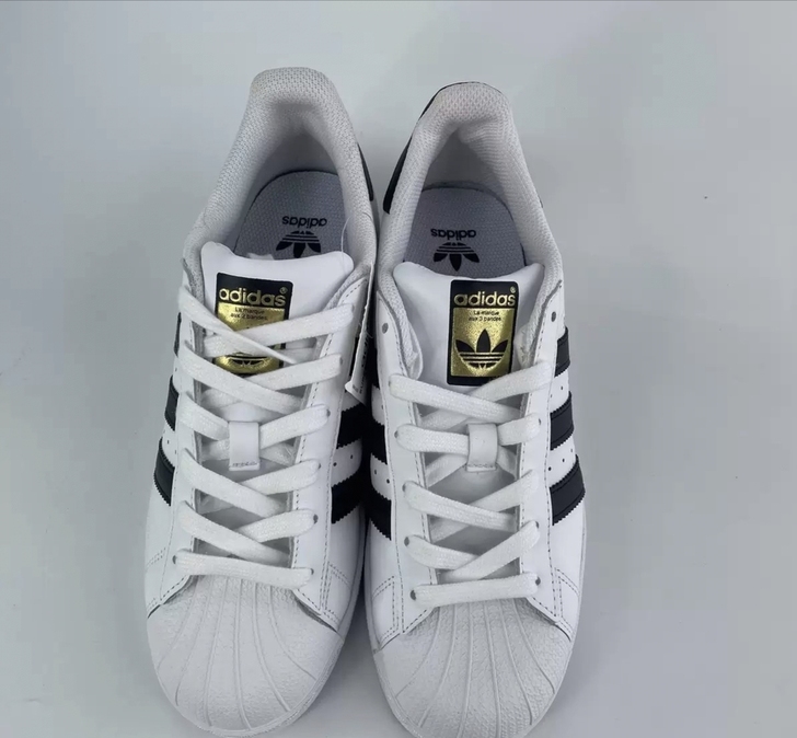 阿迪达斯Adidas 39码 穿过两次，买...