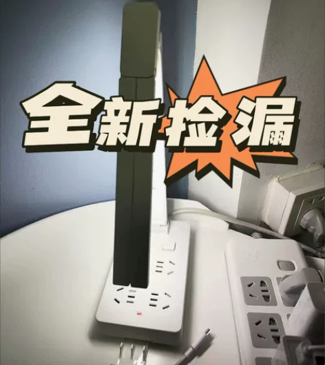 【亏本出】插座阅读台灯学习专用护眼宿舍书桌...