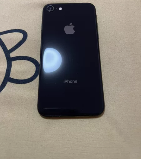 苹果8外版无锁，可以随意还原抹除，成色还不...