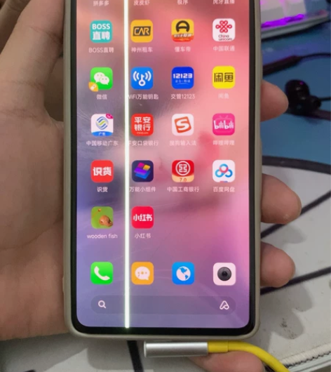 k40游戏增强版 8加256g内存 屏幕摔...