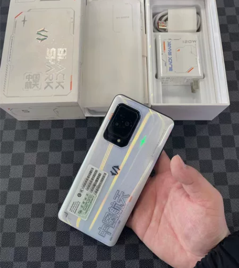 黑鲨5航天定制版 12256 全套99新 ...