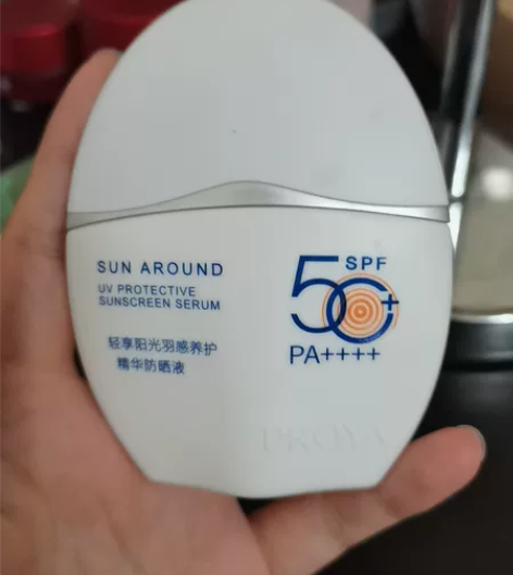 珀莱雅羽感防晒50ml 用了几次 日期新鲜...
