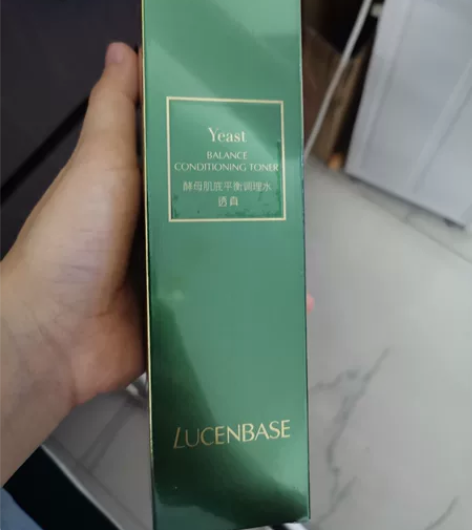 透真酵母调理水爽肤水柔肤收缩毛孔控油补水保...