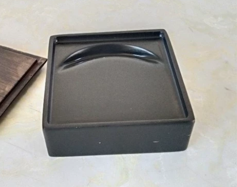 中国歙砚天然原石黑龙尾歙砚，高端大气上档次...