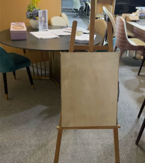 闲置画架，自提画板尺寸 45x60cm 感...