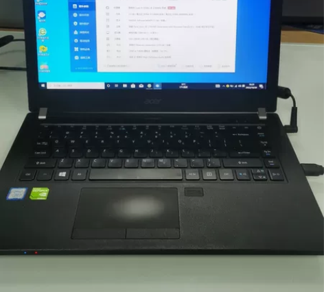 宏基笔记本 i5-7200 12G内存 2...