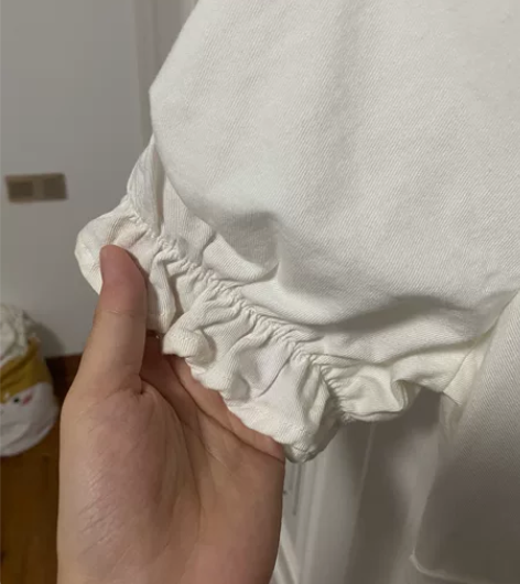 #URBAN REVIVO #收腰连衣裙 ...