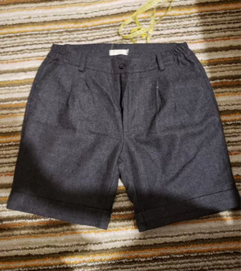 女士短裤 购买价：80元 闲鱼价：20元 ...