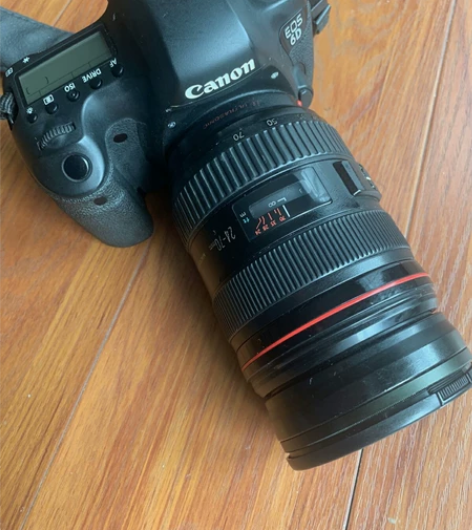 佳能全画幅EOS6D+24-70一代红圈镜...