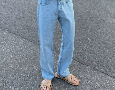 时尚潮牌牛仔裤男浅蓝色直筒宽松长裤秋季新款...