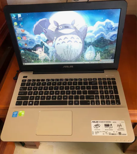 华硕笔记本电脑，自用电脑，无维修，一直贴膜...
