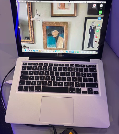 转让大学自用的 i7苹果笔记本电脑 13寸...