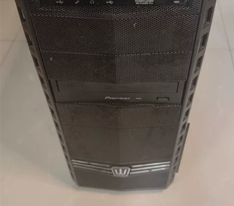 台式机 电脑机箱一个 ，带光驱 感兴趣的话...