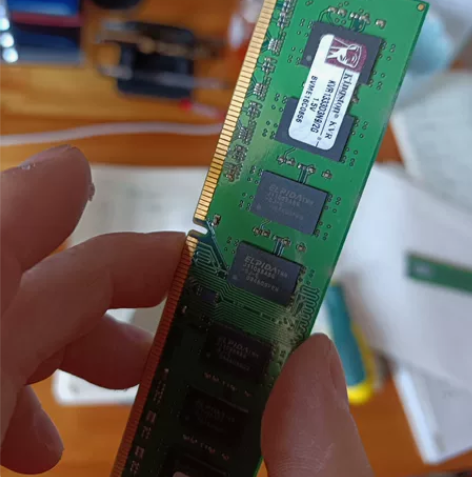 DDR3内存金士顿1333 2x2gb 感...
