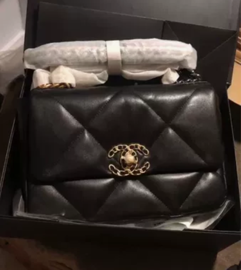 CHANEL新包小号转让 26cm的 小羊...