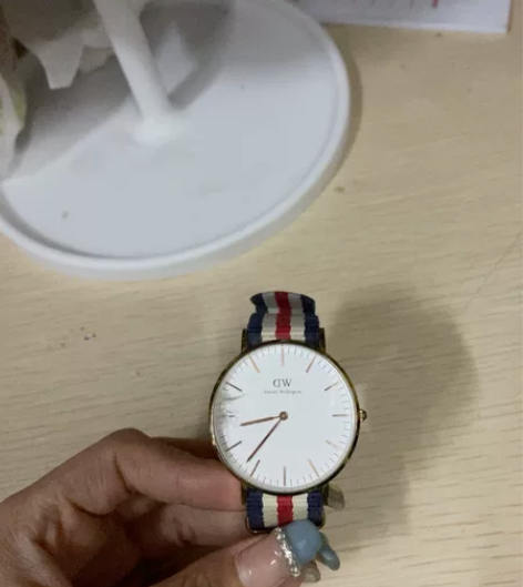 Dw手表 19年买的很久没带了，正品官方旗...