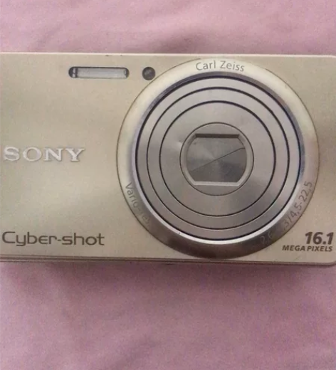 Sony索尼w570 有内存卡 充电器售出...