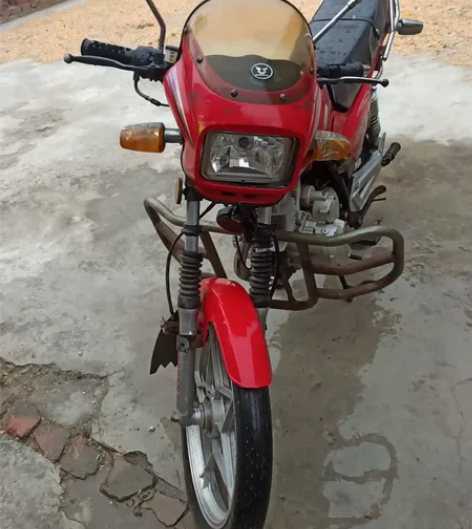 摩托车出售 ，宗申摩托车800元，好多年没...