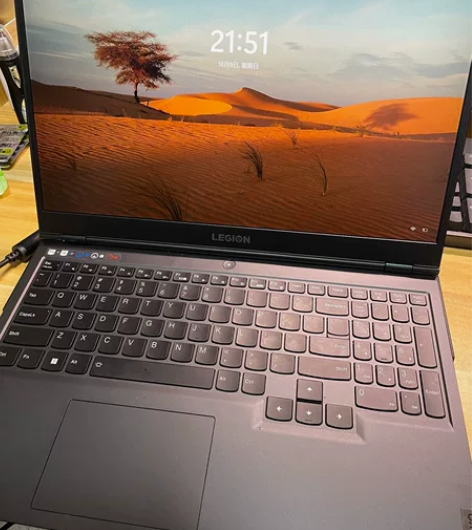 联想笔记本电脑拯救者Y7000 英特尔酷睿...