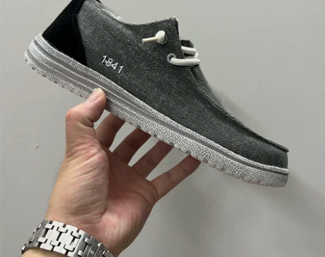 闲置都德同款全新懒人一脚蹬帆布鞋捡漏 整双...