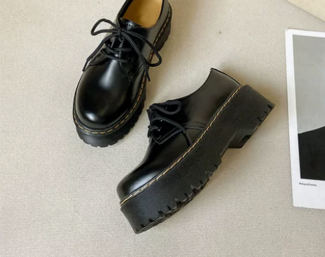 杨幂同款厚底马丁靴女3孔2022春秋新款增高英伦风小皮鞋系带...