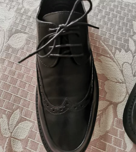 男士布洛克鞋子男潮明星同款英伦男鞋休闲皮鞋...