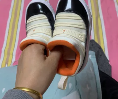 童鞋 乔丹 非常新 7c码 90 感兴趣的...