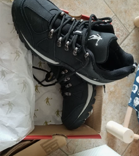 全新乔丹棉鞋！！黑色的38，40，有货，全...