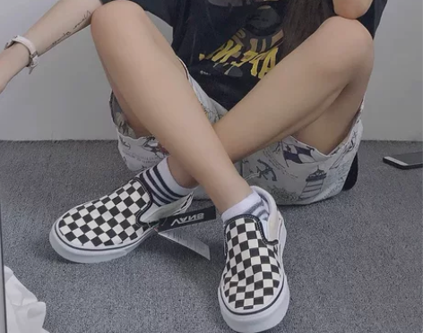 vans一脚蹬黑白棋盘格 鞋盒没了 只有鞋...