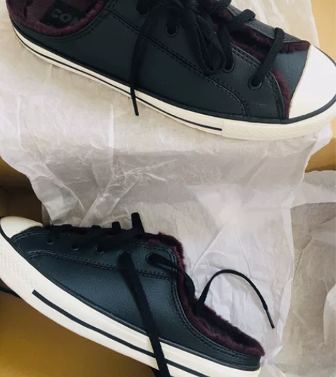 Converse Chuck Taylor...