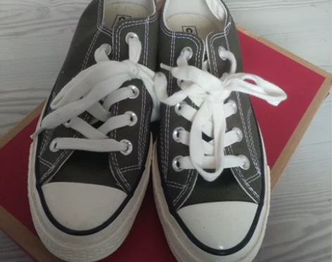 匡威1970s低帮 几乎全新 鞋子有点瑕疵...