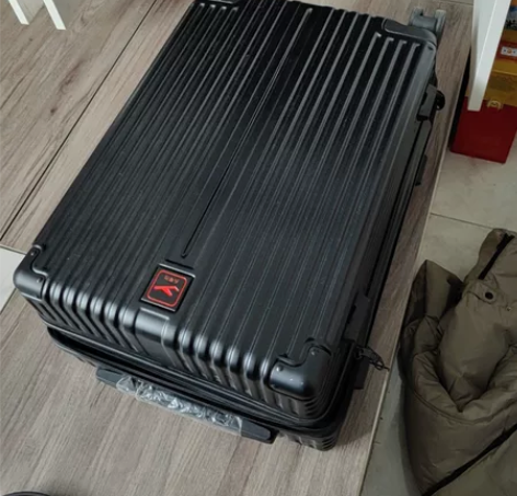 全新的拉杆箱，单位发的，我也不知道多少寸，...