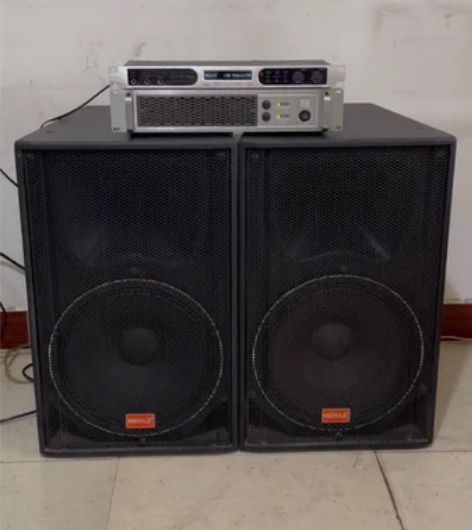 MEIVLE-B115音箱功放前级一套 欢...