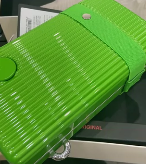 ito雪糕包正品时尚小包女胸包百搭潮包单肩...