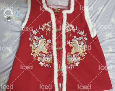 【只出不换】裳云兮新年战衣比甲全新s码 肥...