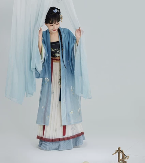 未拆封，七月夕宋制汉服 南星 绣花吊带 对...