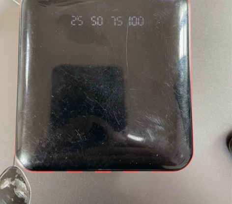 自带线超大量充电宝10000毫安通用华为o...