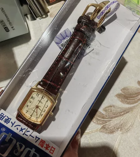 全新 日本直邮CITIZEN Q＆Q手表女...